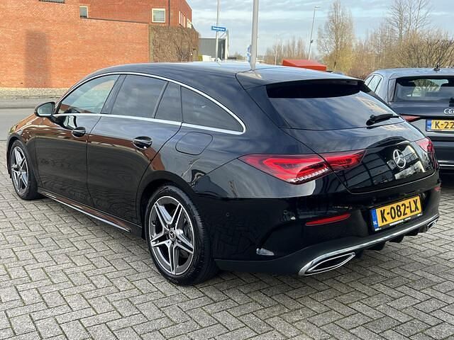 Occasion Mercedes CLA220 Shooting Brake AMG line 190 PK (139 kW) 2021 Zwart (metallic) Stationwagen