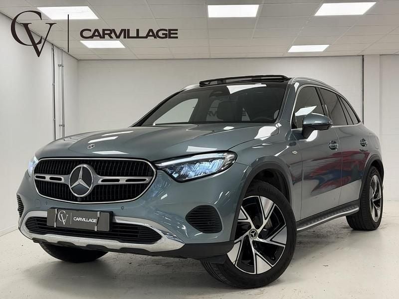 Suv Gebruikt 2025 Mercedes GLC300e Luxury SUV | € 62.945 (Duur) - Afbeelding 1/4