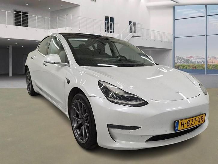 Wit Gebruikt 2020 Tesla Model 3 Long Range AWD Sedan | € 18.850 (Goede deal) - Afbeelding 1/4