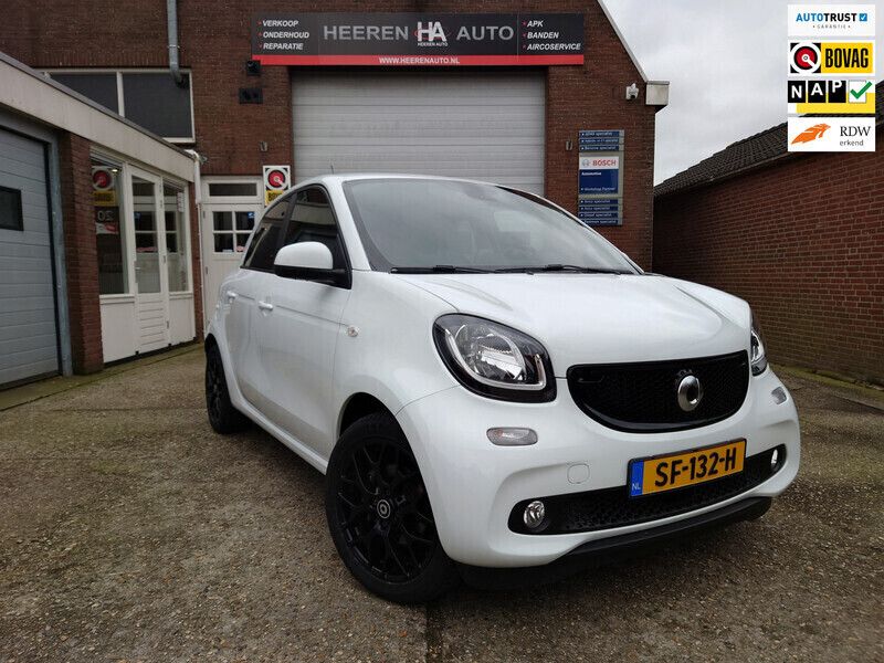Wit Gebruikt 2018 Smart ForFour Electric Drive Prime Hatchback | € 15.200 - Afbeelding 1/4