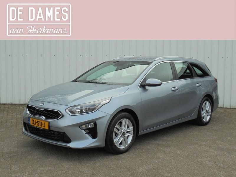 Grijs, metallic lak Gebruikt 2019 Kia Ceed Sportswagon Stationwagen | € 16.883 (Iets duurder) - Afbeelding 1/4