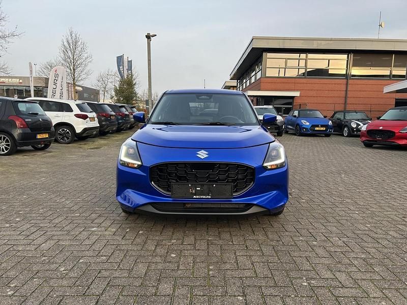 Occasion Suzuki Swift 83 PK (61 kW) 2025 Blauw (parellak) Hatchback