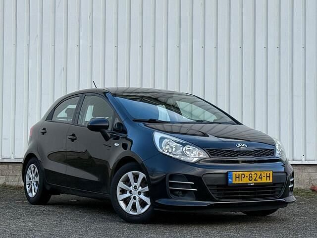Occasion Kia Rio Comfort 84 PK (61 kW) 2015 Zwart Hatchback
