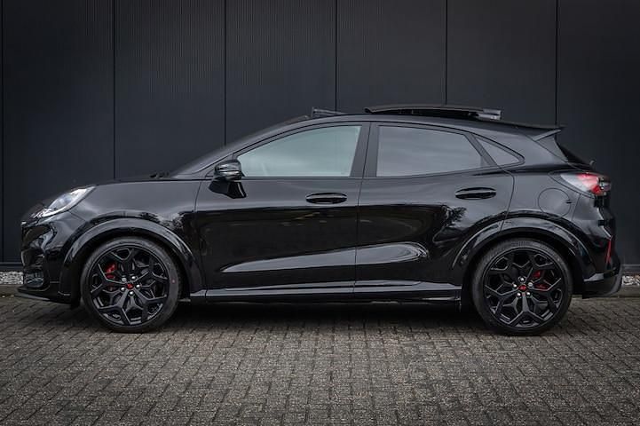 Nieuw Ford Puma Performance Edition 170 PK (125 kW) 2025 Zwart SUV