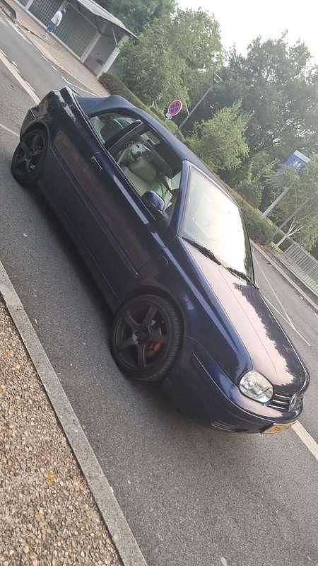 Blauw Gebruikt 2001 VW Golf Cabriolet Highline Cabriolet | € 1.900 (Eerlijke prijs) - Afbeelding 1/4
