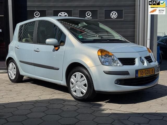 Grijs Gebruikt 2004 Renault Modus Authentique MPV | € 2.495 (Iets duurder) - Afbeelding 1/4
