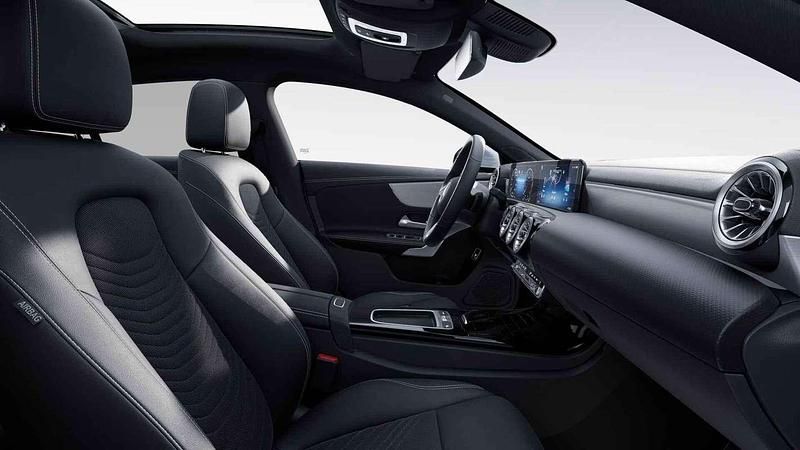 Occasion Mercedes CLA180 Shooting Brake Luxury 136 PK (100 kW) 2024 , metallic lak Stationwagen