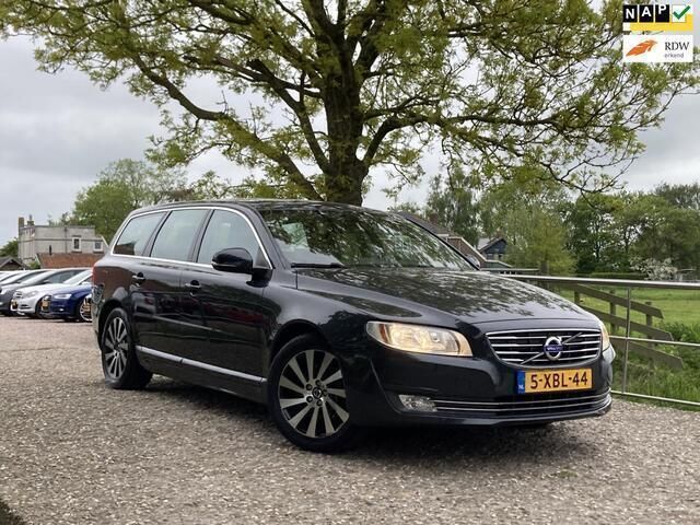 Grijs Gebruikt 2014 Volvo V70 Stationwagen | € 6.975 (Eerlijke prijs) - Afbeelding 1/4