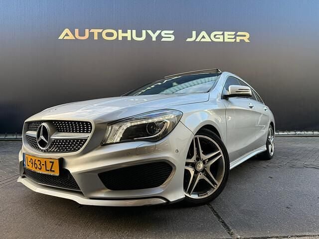 Grijs Gebruikt 2015 Mercedes CLA180 Shooting Brake AMG Stationwagen | € 14.950 (Goede deal) - Afbeelding 1/4