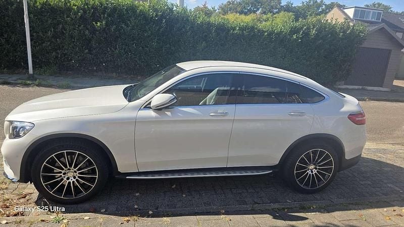 Wit Gebruikt 2016 Mercedes GLC250 AMG Hatchback | € 36.000 (Goede deal) - Afbeelding 1/4