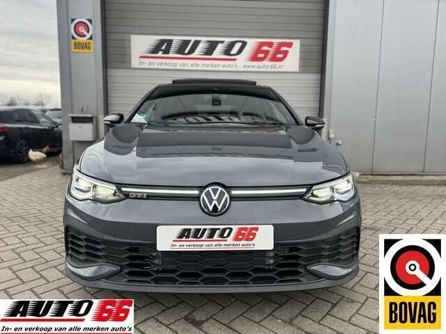 Occasion VW Golf VIII GTI 300 PK (220 kW) 2024 Grijs Hatchback