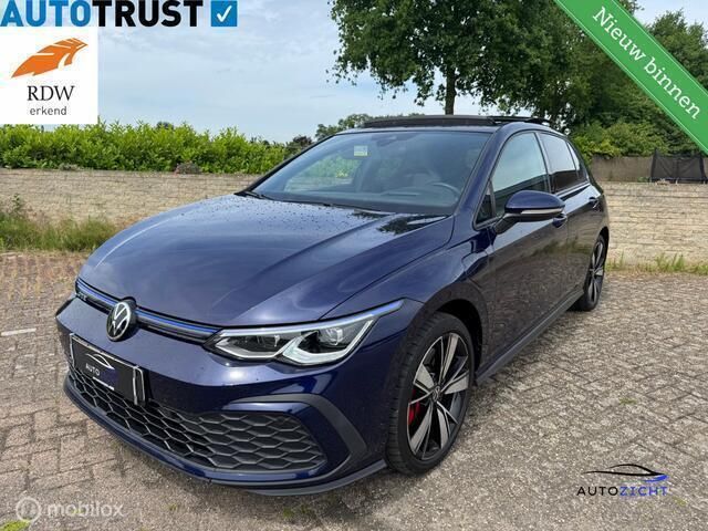 Blauw Gebruikt 2021 VW Golf VIII GTE Hatchback | € 28.445 (Eerlijke prijs) - Afbeelding 1/4