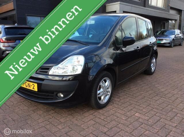 Zwart Gebruikt 2011 Renault Modus Dynamique MPV | € 4.950 (Iets duurder) - Afbeelding 1/4