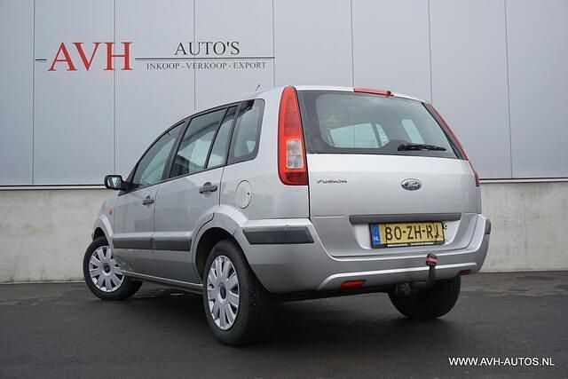 Occasion Ford Fusion Cool & Sound Edition 80 PK (58 kW) 2008 Grijs MPV