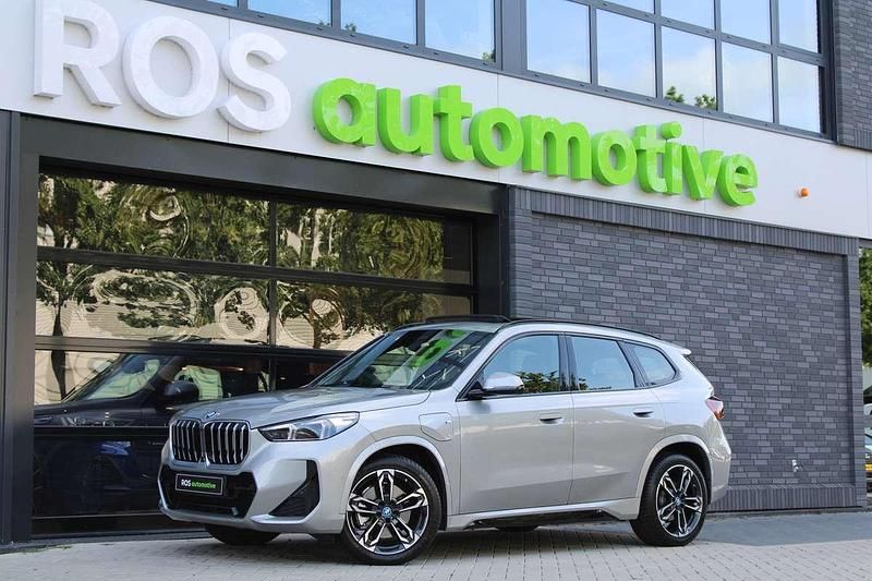Zilver Gebruikt 2024 BMW X1 M Sport SUV | € 58.950 (Duur) - Afbeelding 1/4