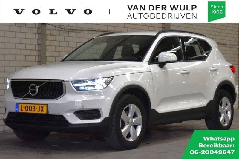 Wit Gebruikt 2021 Volvo XC40 Momentum SUV | € 29.950 (Super prijs) - Afbeelding 1/4