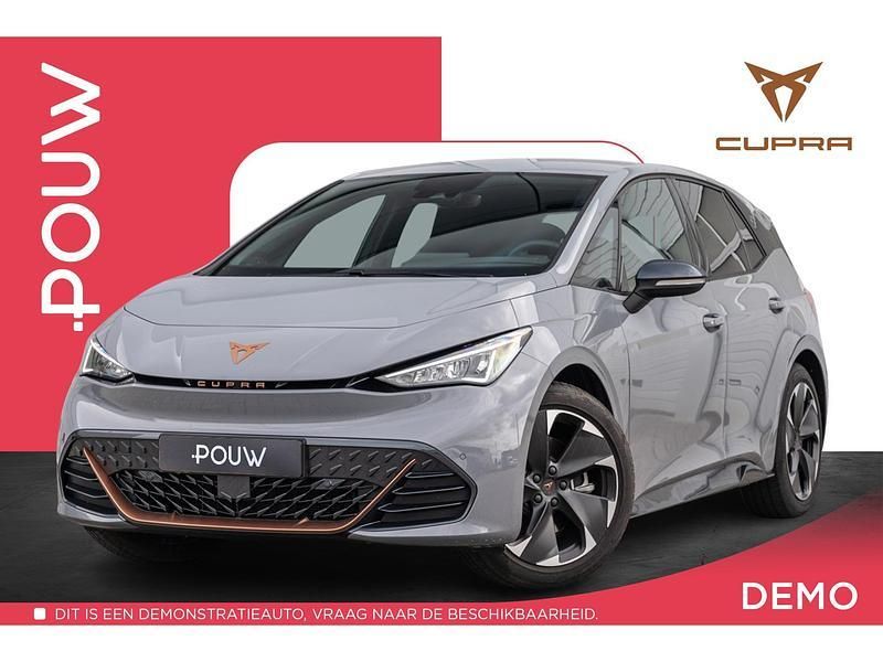Grijs Gebruikt 2025 Cupra Born Hatchback | € 34.450 (Iets duurder) - Afbeelding 1/4