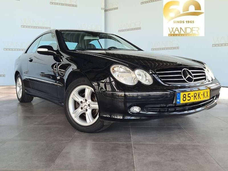 Zwart Gebruikt 2005 Mercedes CLK200 Avantgarde Coupé | € 6.990 (Eerlijke prijs) - Afbeelding 1/4
