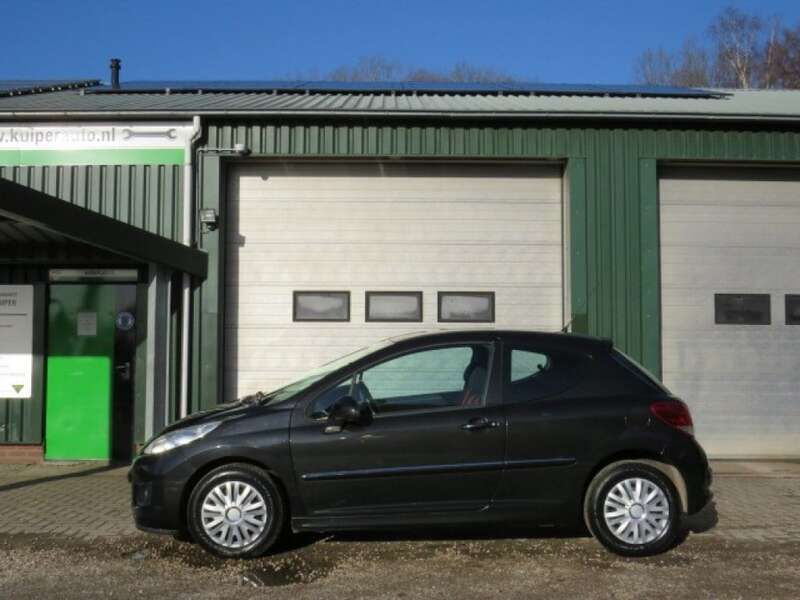 Zwart Gebruikt 2011 Peugeot 207 Access Hatchback | € 3.250 (Eerlijke prijs) - Afbeelding 1/4