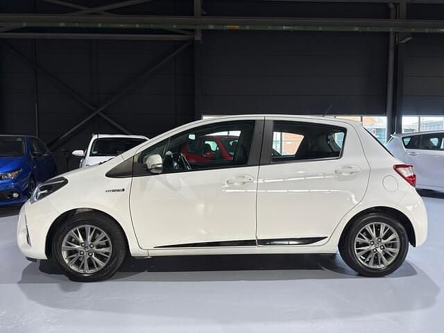 Occasion Toyota Yaris Executive 74 PK (54 kW) 2017 Wit Hatchback