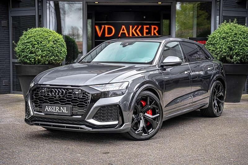 Grijs Gebruikt 2021 Audi RS Q8 Advanced SUV | € 129.880 (Eerlijke prijs) - Afbeelding 1/4