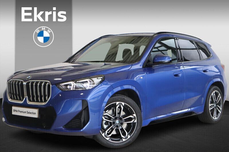 Blauw Gebruikt 2024 BMW X1 M Sport SUV | € 47.900 (Eerlijke prijs) - Afbeelding 1/4