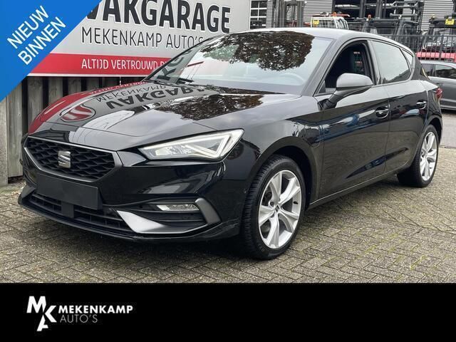 Zwart Gebruikt 2021 Seat Leon Business Hatchback | € 20.750 (Goede deal) - Afbeelding 1/4