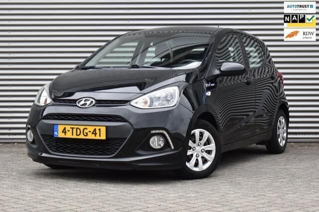 Zwart Gebruikt 2014 Hyundai i10 Comfort Hatchback | € 4.950 (Goede deal) - Afbeelding 1/3
