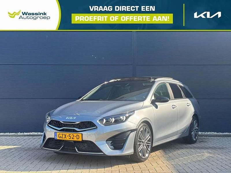 Grijs Gebruikt 2024 Kia Ceed Sportswagon Stationwagen | € 37.360 (Eerlijke prijs) - Afbeelding 1/4