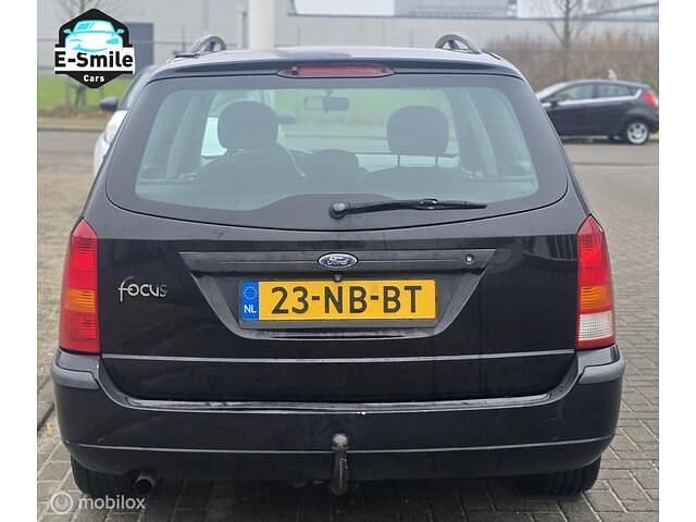 Occasion Ford Focus 101 PK (74 kW) 2003 Zwart Stationwagen