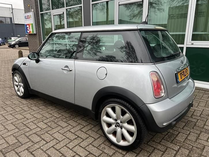 Occasion Mini ONE Pepper 90 PK (66 kW) 2005 Grijs Hatchback