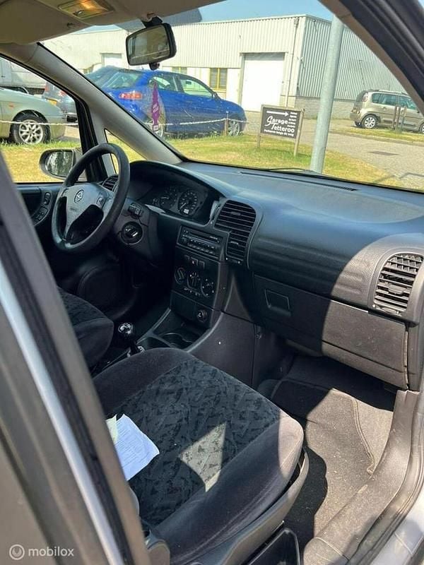 Occasion Opel Zafira Comfort 125 PK (91 kW) 2003 MPV