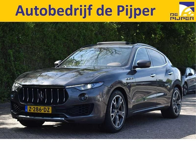 Grijs Gebruikt 2017 Maserati Levante GranLusso SUV | € 48.950 (Super prijs) - Afbeelding 1/3