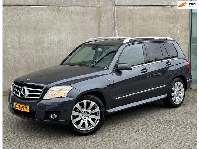 Grijs Occasion 2010 Mercedes GLK220 Edition SUV | € 8.990 (Goede deal) - Afbeelding 1/4