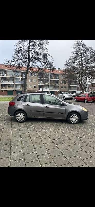 Occasion Renault Clio GrandTour Collection 75 PK (55 kW) 2010 Grijs Stationwagen