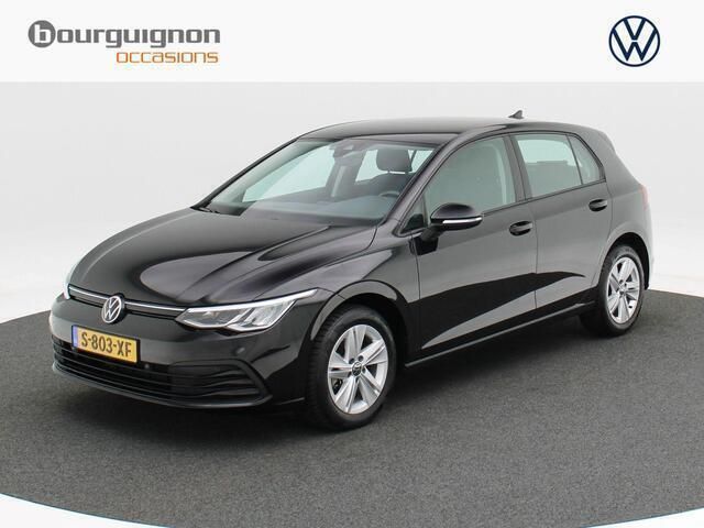 Zwart Gebruikt 2023 VW Golf VIII Life Hatchback | € 25.850 (Eerlijke prijs) - Afbeelding 1/4