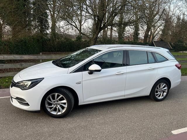 Occasion Opel Astra Business Elegance 131 PK (96 kW) 2021 Wit Stationwagen