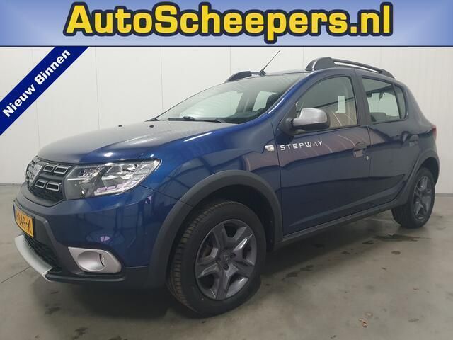 Blauw Gebruikt 2018 Dacia Sandero Stepway Hatchback | € 10.995 (Iets duurder) - Afbeelding 1/4