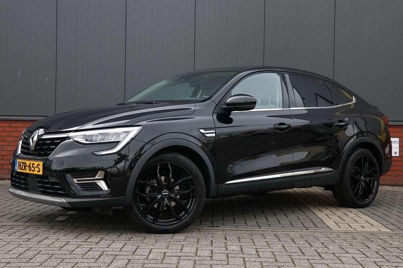Zwart Gebruikt 2022 Renault Arkana SUV | € 24.250 (Goede deal) - Afbeelding 1/4