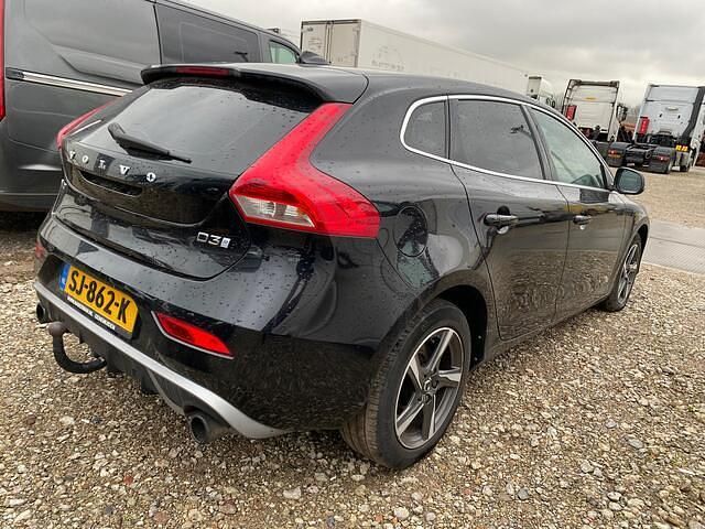 Occasion Volvo V40 Business Edition 150 PK (110 kW) 2018 Zwart Hatchback