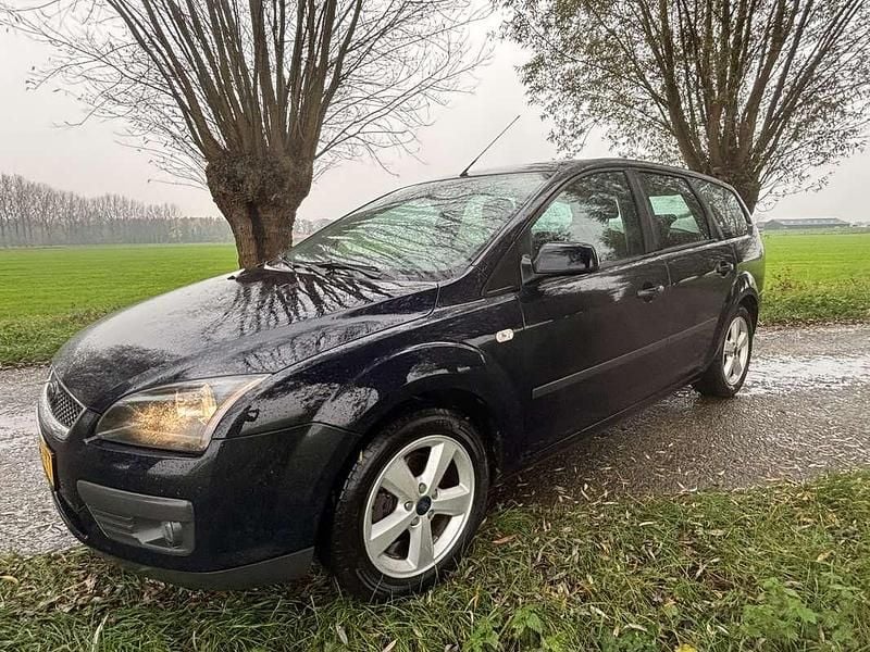 Occasion Ford Focus Futura 101 PK (74 kW) 2006 Blauw Stationwagen