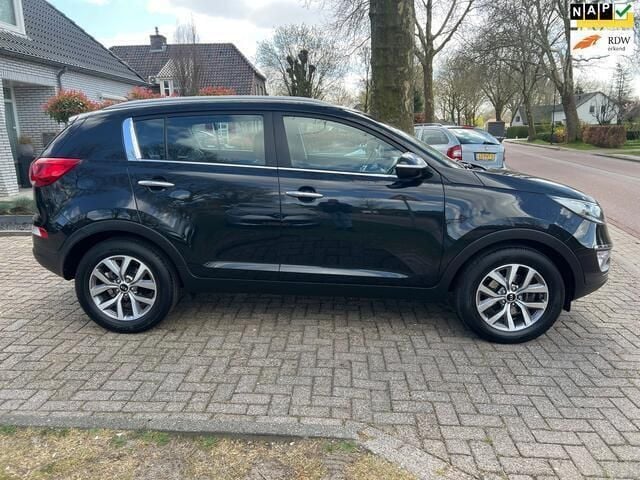 Zwart Gebruikt 2015 Kia Sportage SUV | € 11.250 (Goede deal) - Afbeelding 1/4
