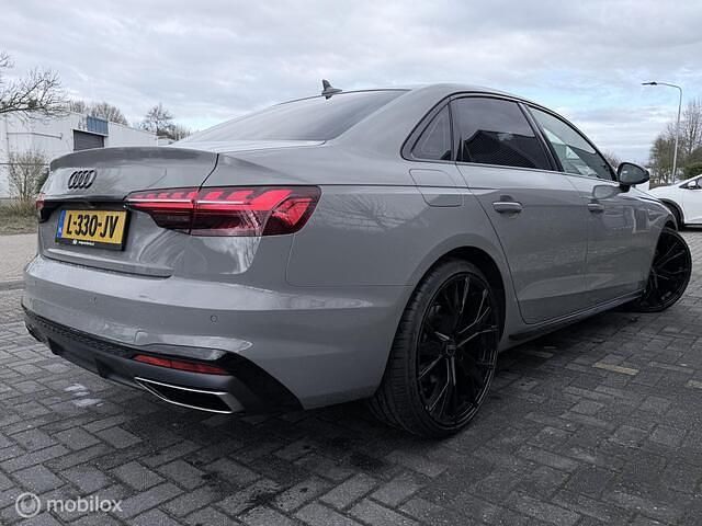 Occasion Audi A4 S-Line 150 PK (110 kW) 2020 Grijs (metallic) Sedan