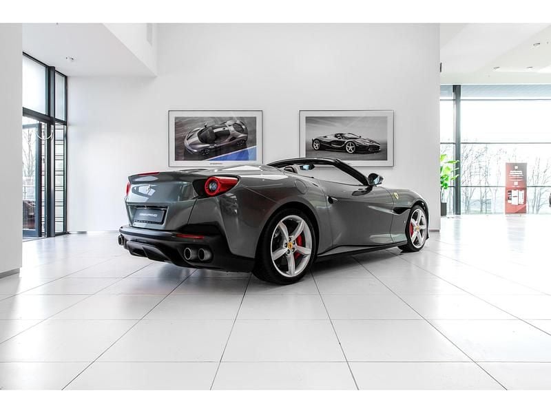 Occasion Ferrari Portofino 601 PK (442 kW) 2018 Grijs (metallic) Cabriolet