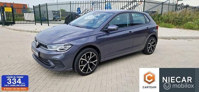 Grijs Gebruikt 2024 VW Polo Edition Hatchback | € 24.995 (Eerlijke prijs) - Afbeelding 1/4
