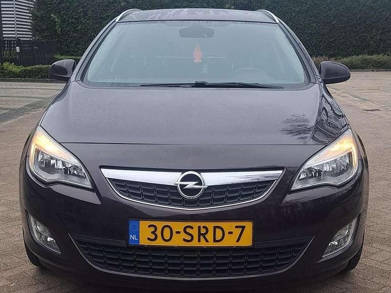 Occasion Opel Astra 140 PK (102 kW) 2011 Bruin Stationwagen