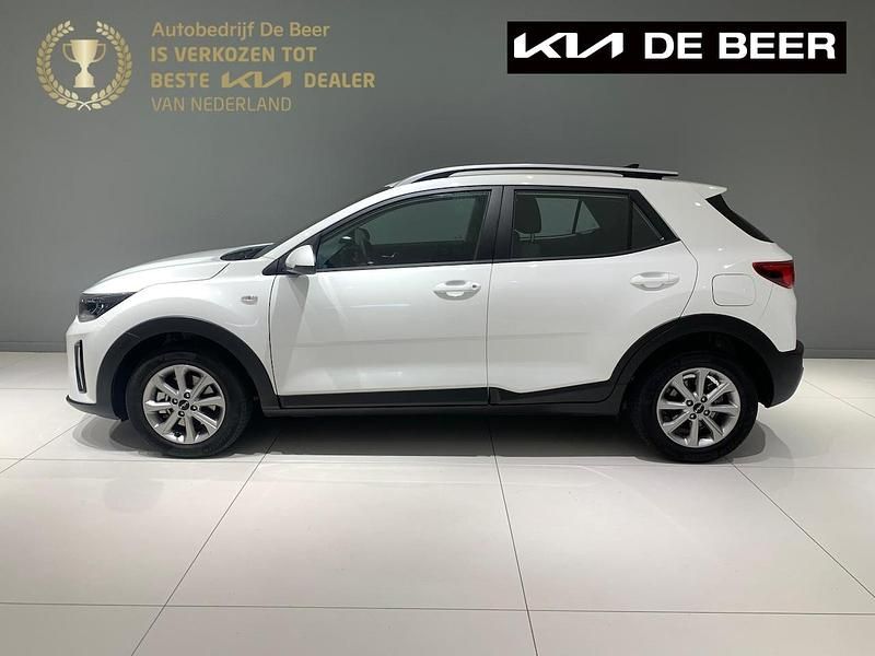 Wit Gebruikt 2025 Kia Stonic SUV | € 25.995 (Duur) - Afbeelding 1/4