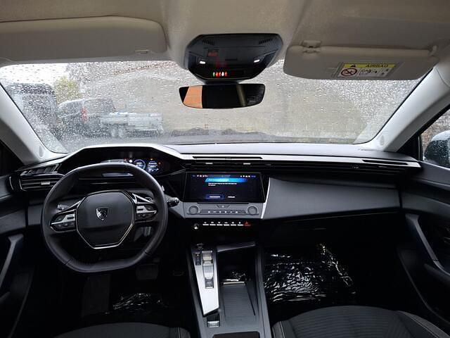 Zwart Occasion 2022 Peugeot 308 Active Hatchback | € 22.300 (Goede deal) - Afbeelding 1/4