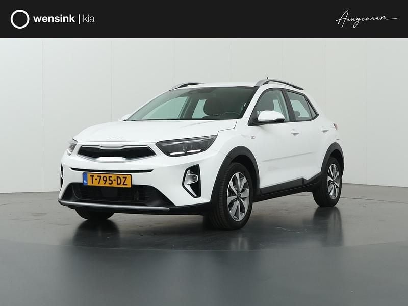 Wit Gebruikt 2023 Kia Stonic SUV | € 18.935 (Goede deal) - Afbeelding 1/4