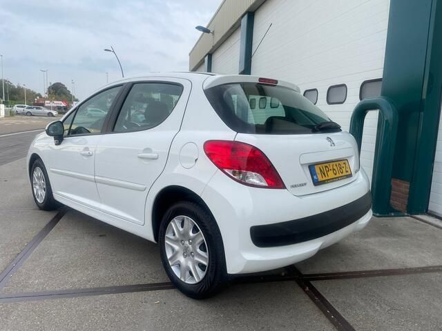 Occasion Peugeot 207 Access 74 PK (54 kW) 2013 Wit Hatchback